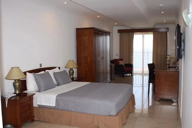 Hotel Vulcao Cidade Velha 4*,